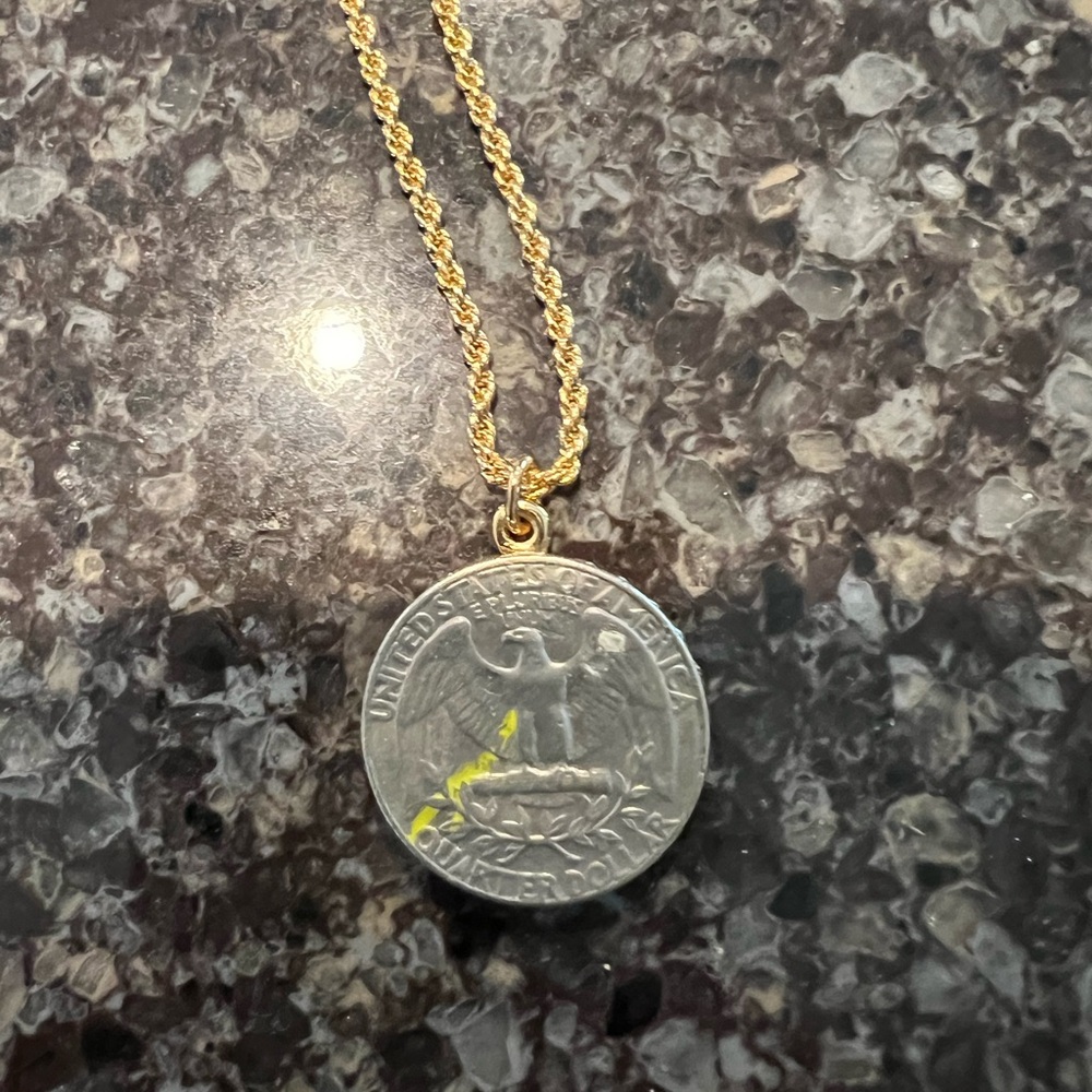 Christian Dior vintage CD logo pendant. - Picture 5 of 7